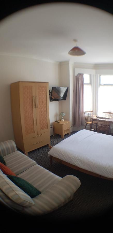6 Berth Ground Floor Flat Glen Villa 2 Грейт-Ярмут Екстер'єр фото