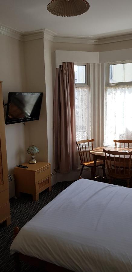 6 Berth Ground Floor Flat Glen Villa 2 Грейт-Ярмут Екстер'єр фото